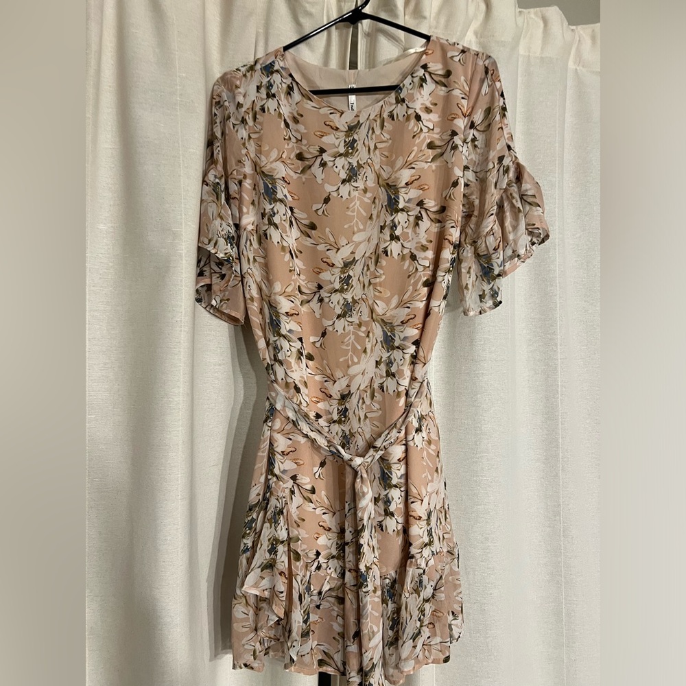 SELFIE LESLIE PINK FLORAL DRESS
